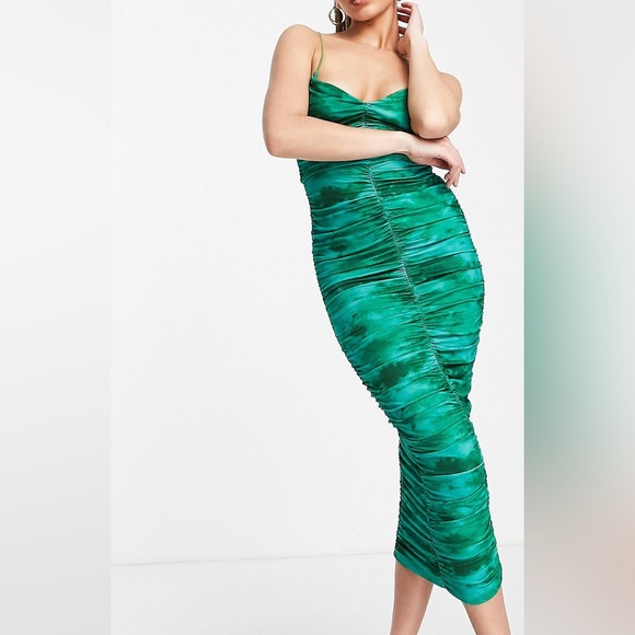 [SOLD] Cami Dress - Picture 1 of 6